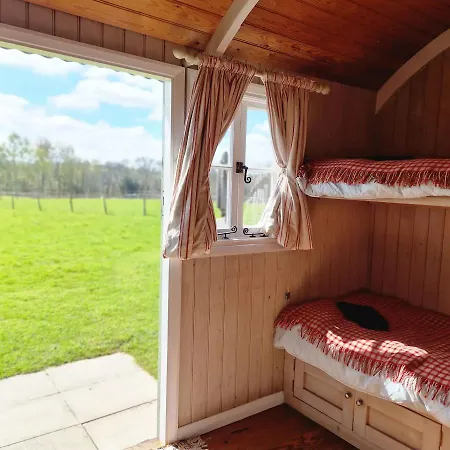 Skylark Shepherds Hut Royal Tunbridge Wells Exterior photo
